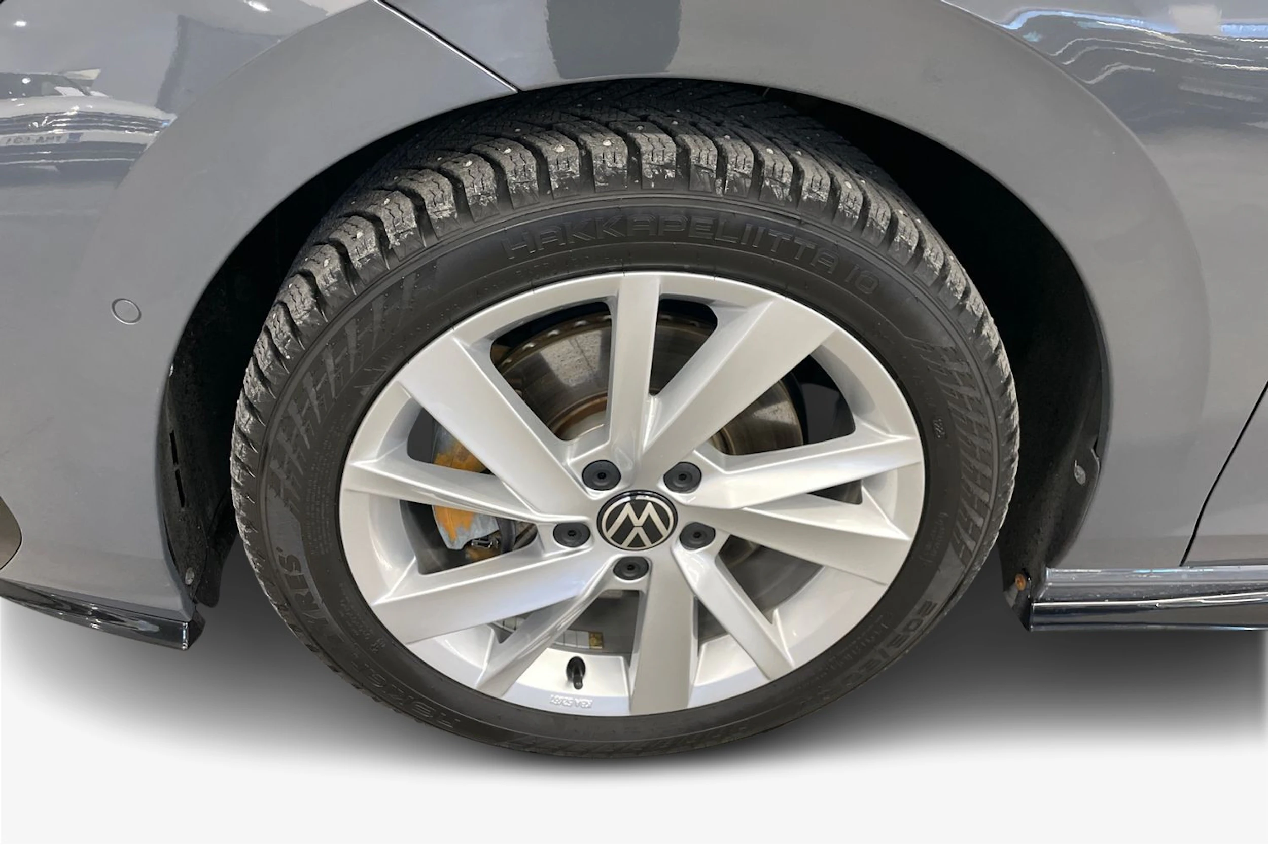 harmaa Volkswagen Golf 2026 kuva 9.