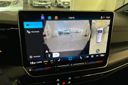 harmaa Volkswagen Golf 2026 kuva 16.