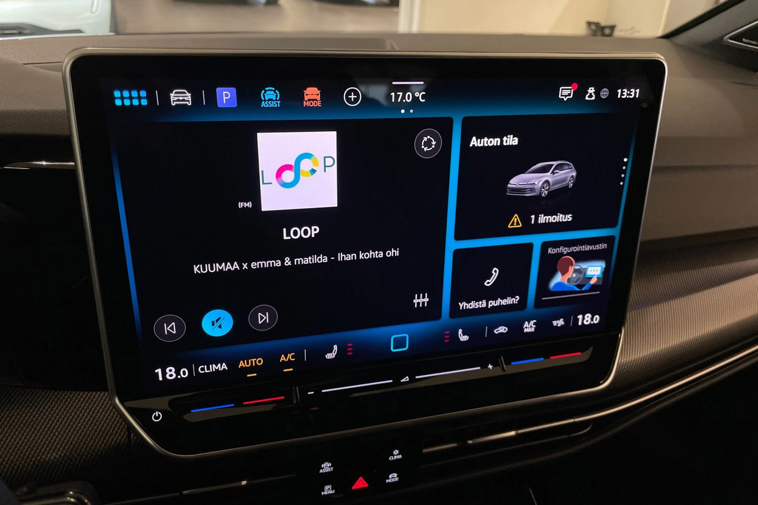 harmaa Volkswagen Golf 2026 kuva 21.