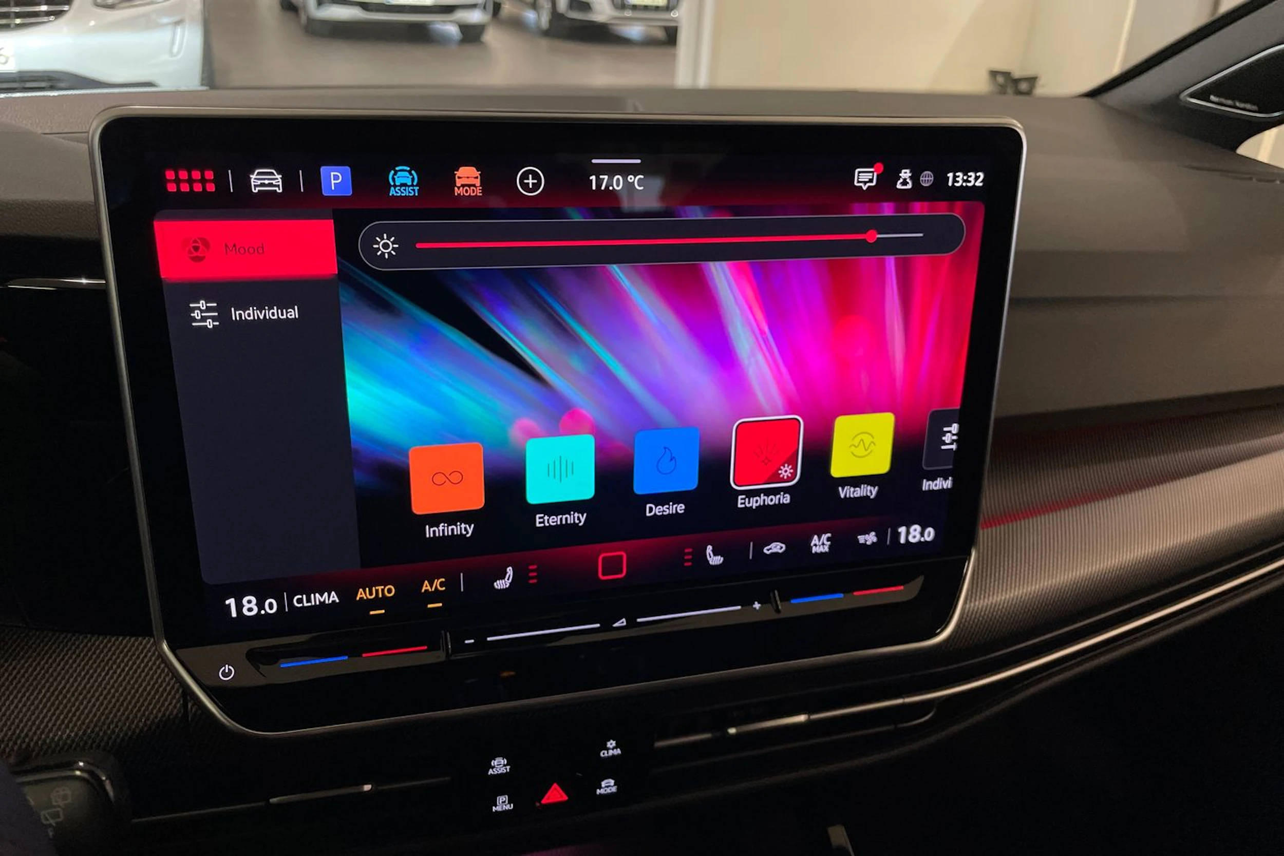 harmaa Volkswagen Golf 2026 kuva 23.