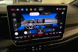 harmaa Volkswagen Golf 2026 kuva 26.