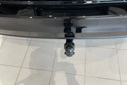 musta Volkswagen Golf 2026 kuva 13.