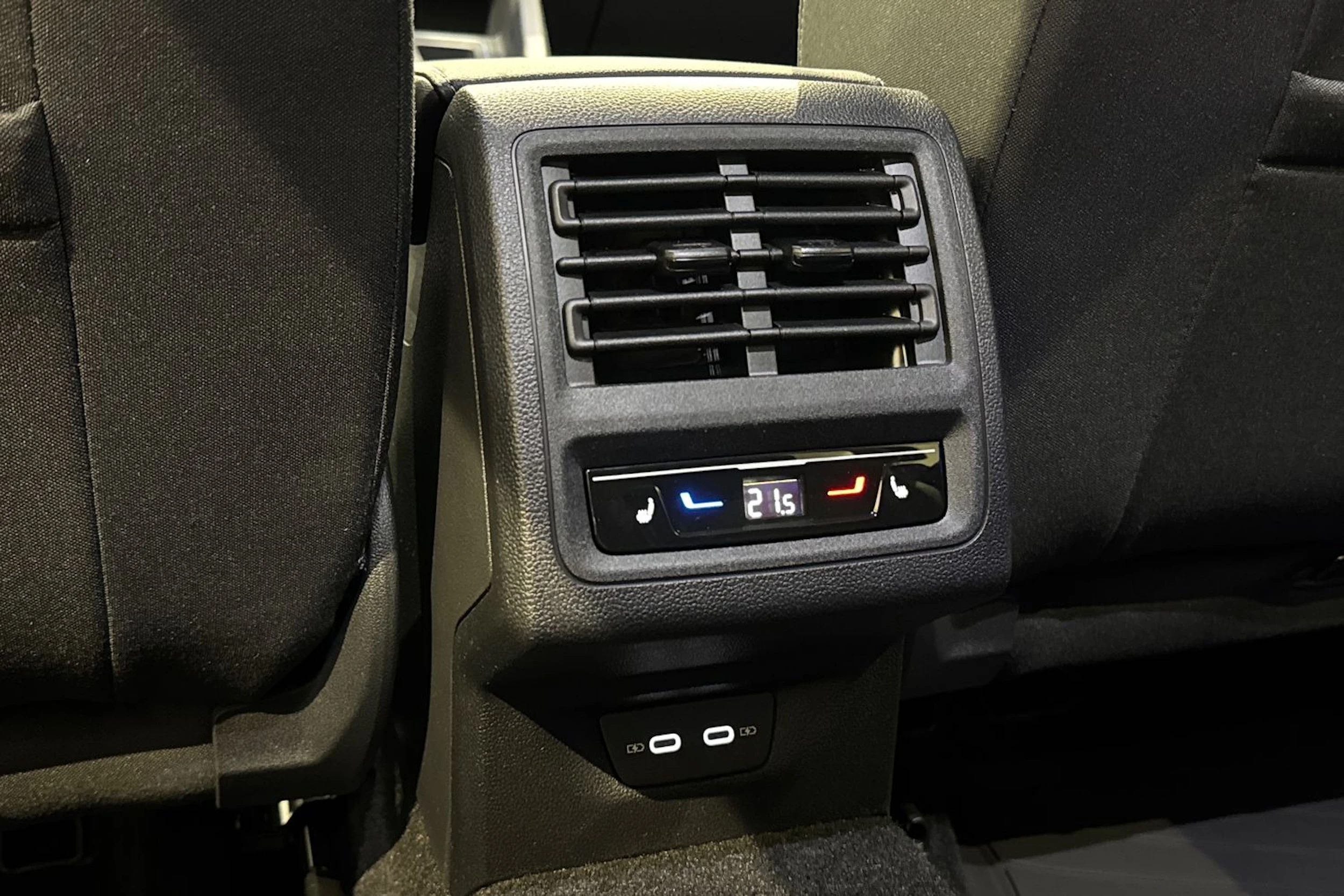 met. sininen Volkswagen Golf 2026 kuva 13.