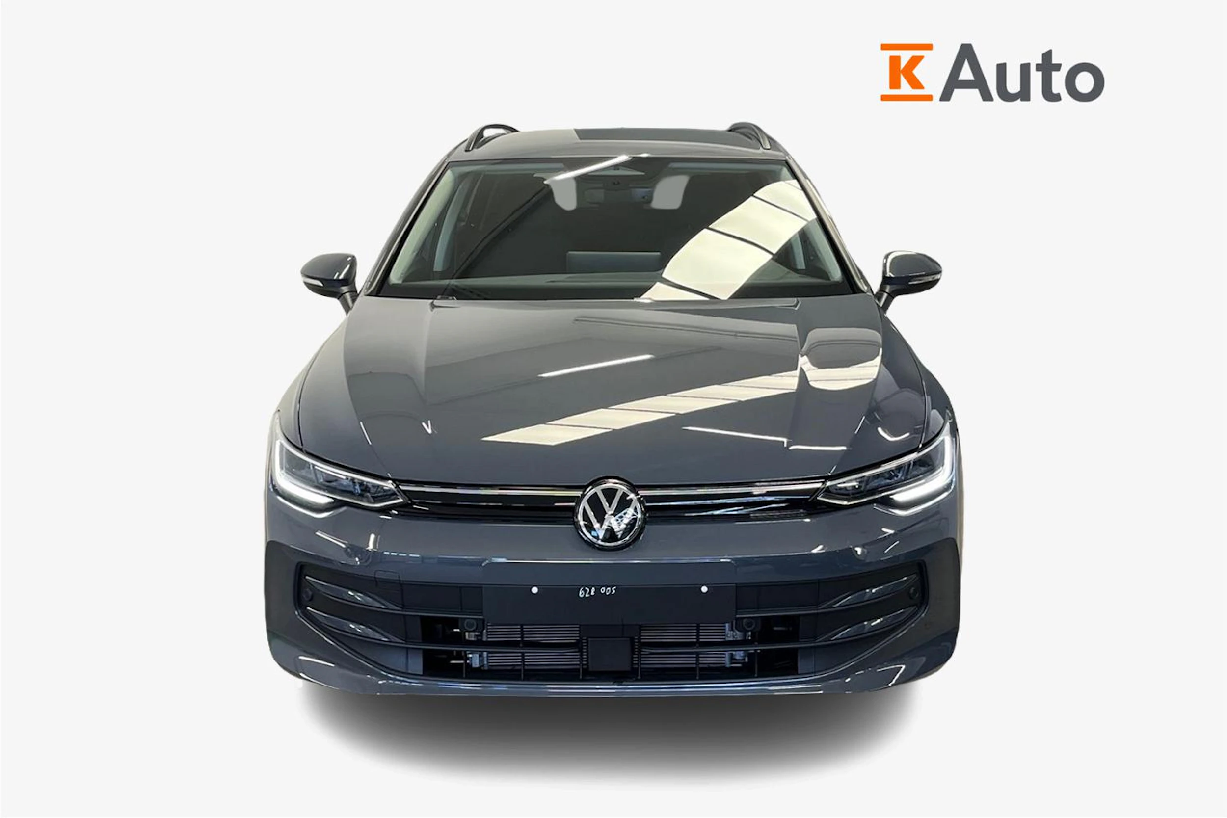 harmaa Volkswagen Golf 2026 kuva 4.