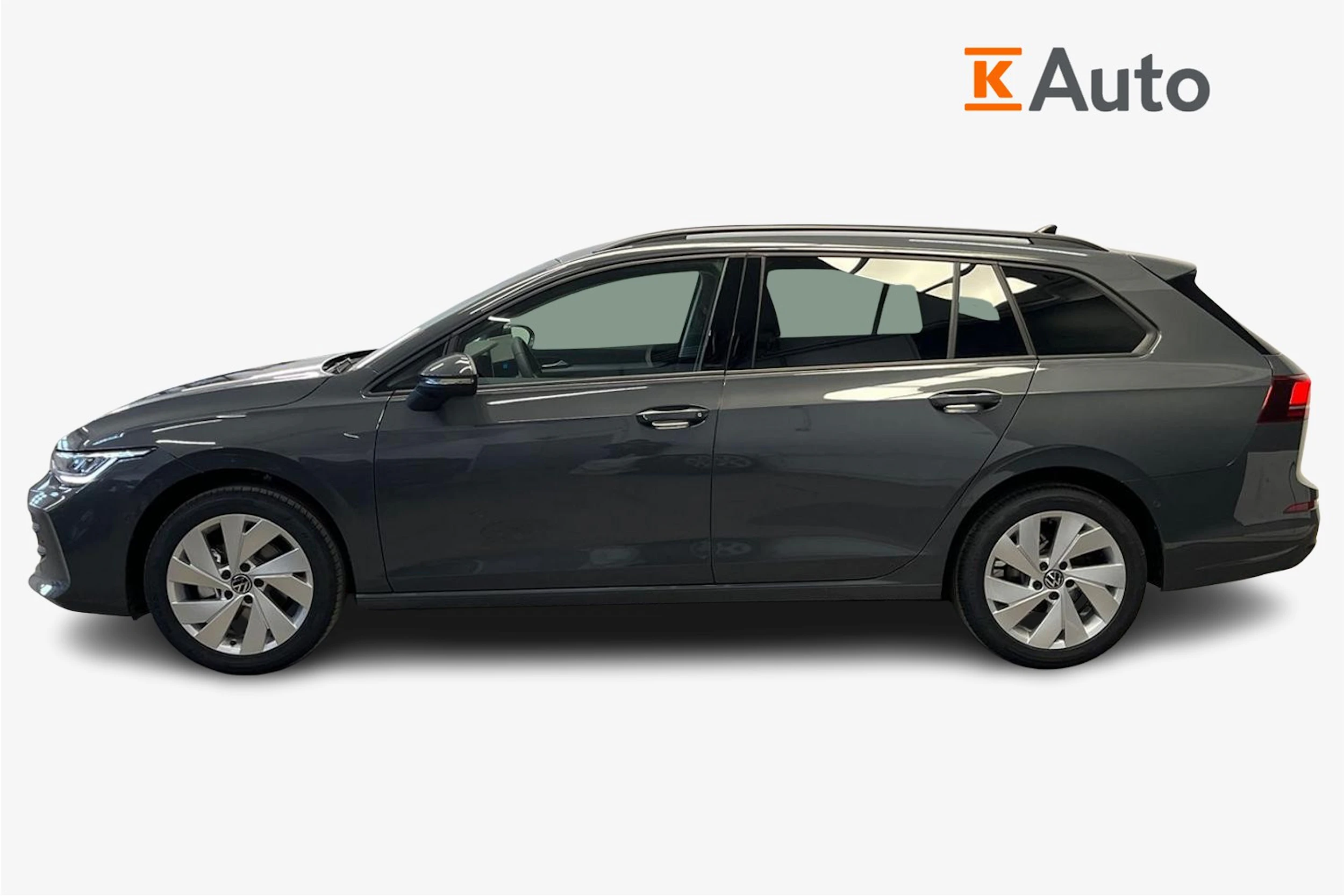 harmaa Volkswagen Golf 2026 kuva 5.