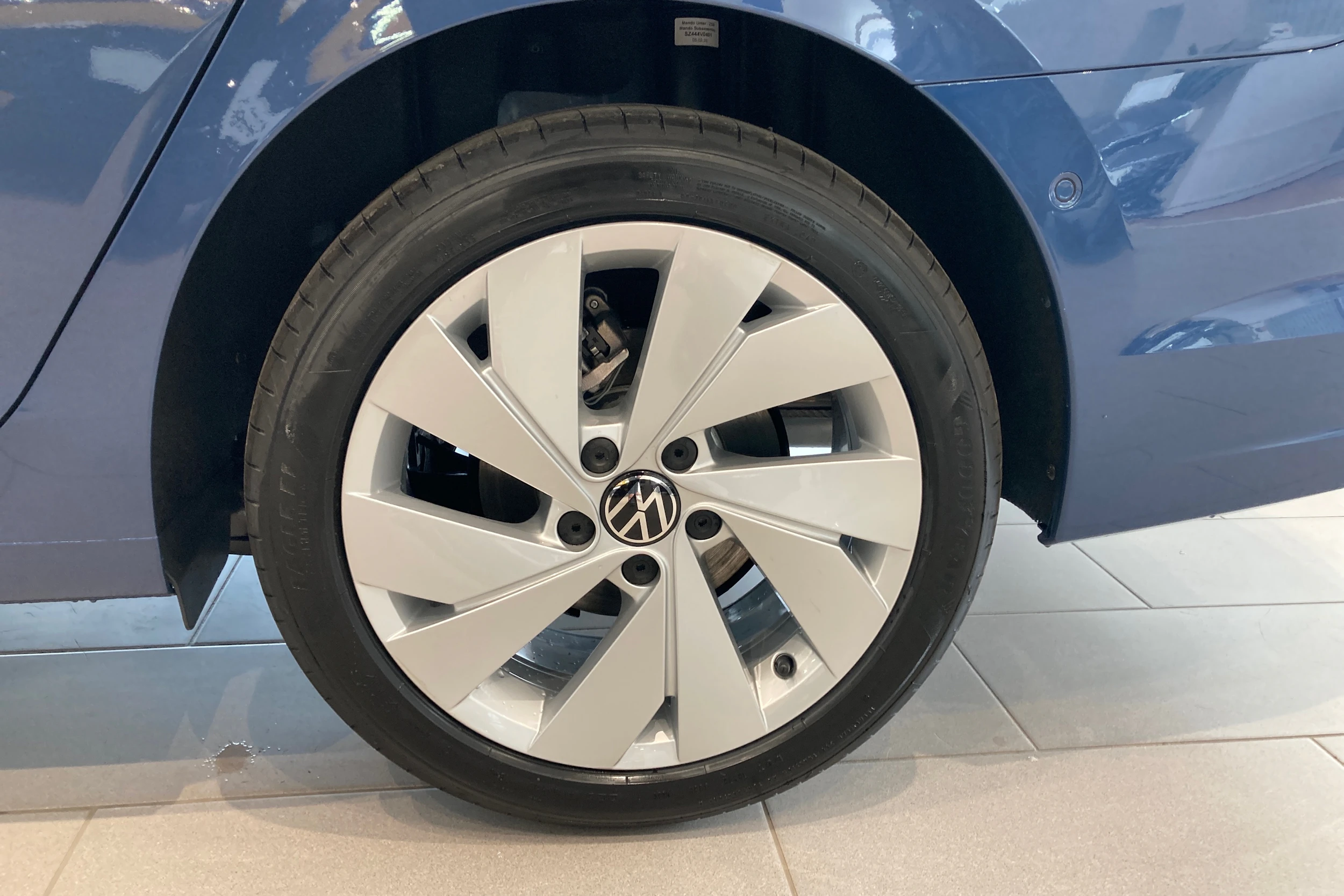 sininen Volkswagen Golf 2026 kuva 10.