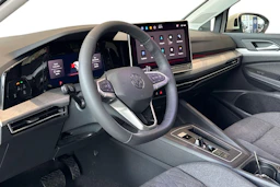 valkoinen Volkswagen Golf 2026 kuva 6.