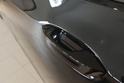 musta Volkswagen Golf 2026 kuva 16.