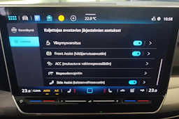 musta Volkswagen Golf 2026 kuva 20.