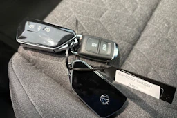 harmaa Volkswagen Golf 2026 kuva 21.