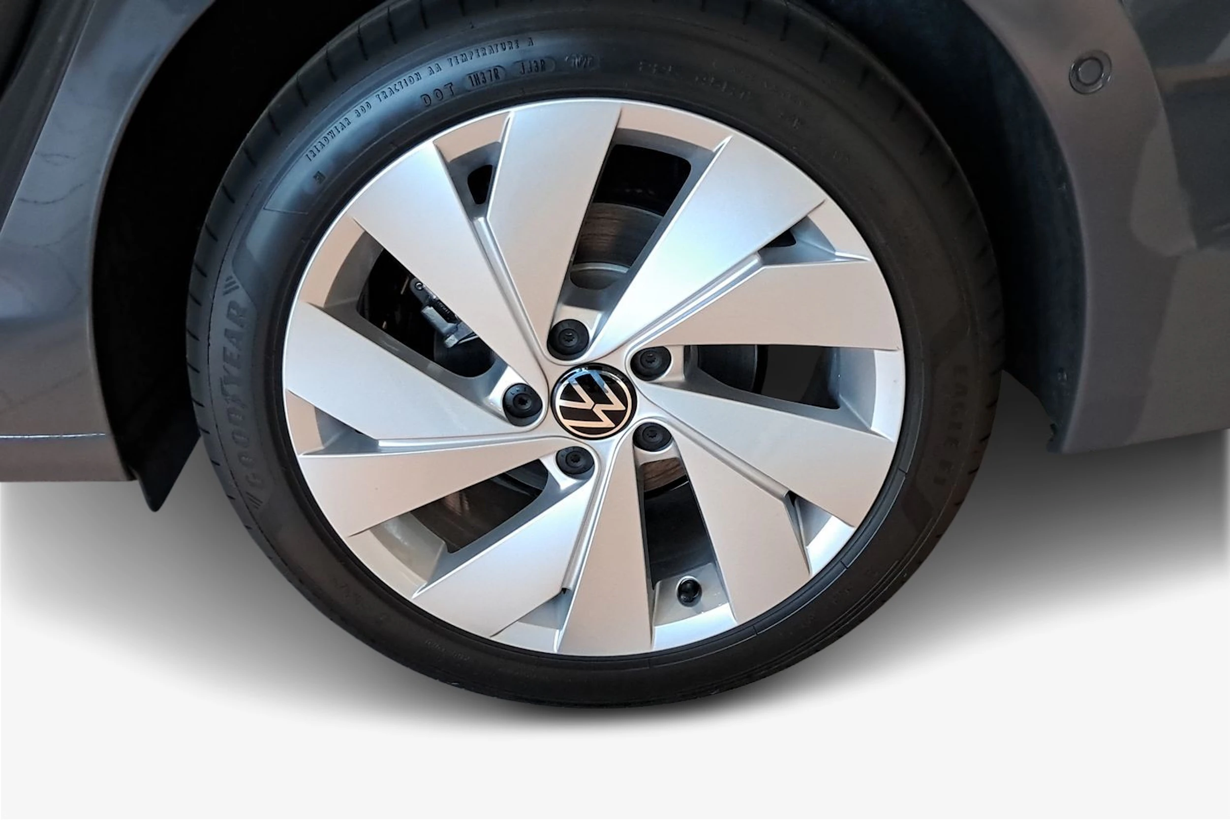 harmaa Volkswagen Golf 2026 kuva 9.