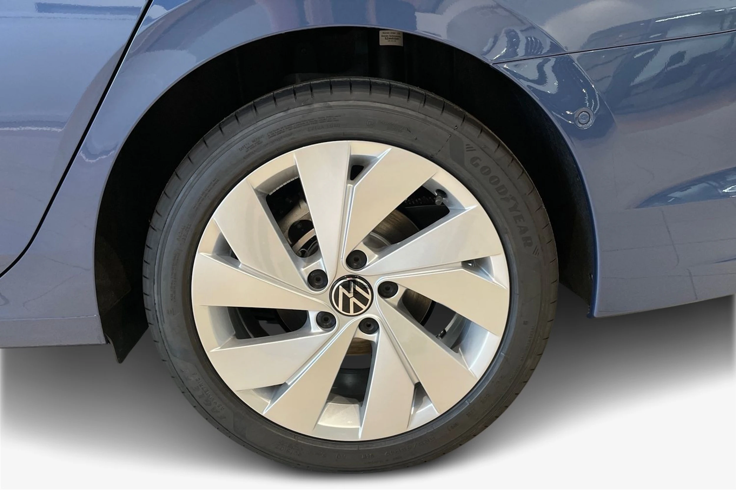 sininen Volkswagen Golf 2026 kuva 8.