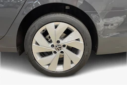 harmaa Volkswagen Golf 2026 kuva 9.