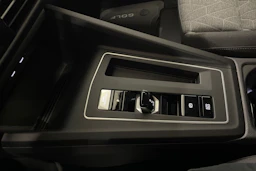 harmaa Volkswagen Golf 2026 kuva 14.