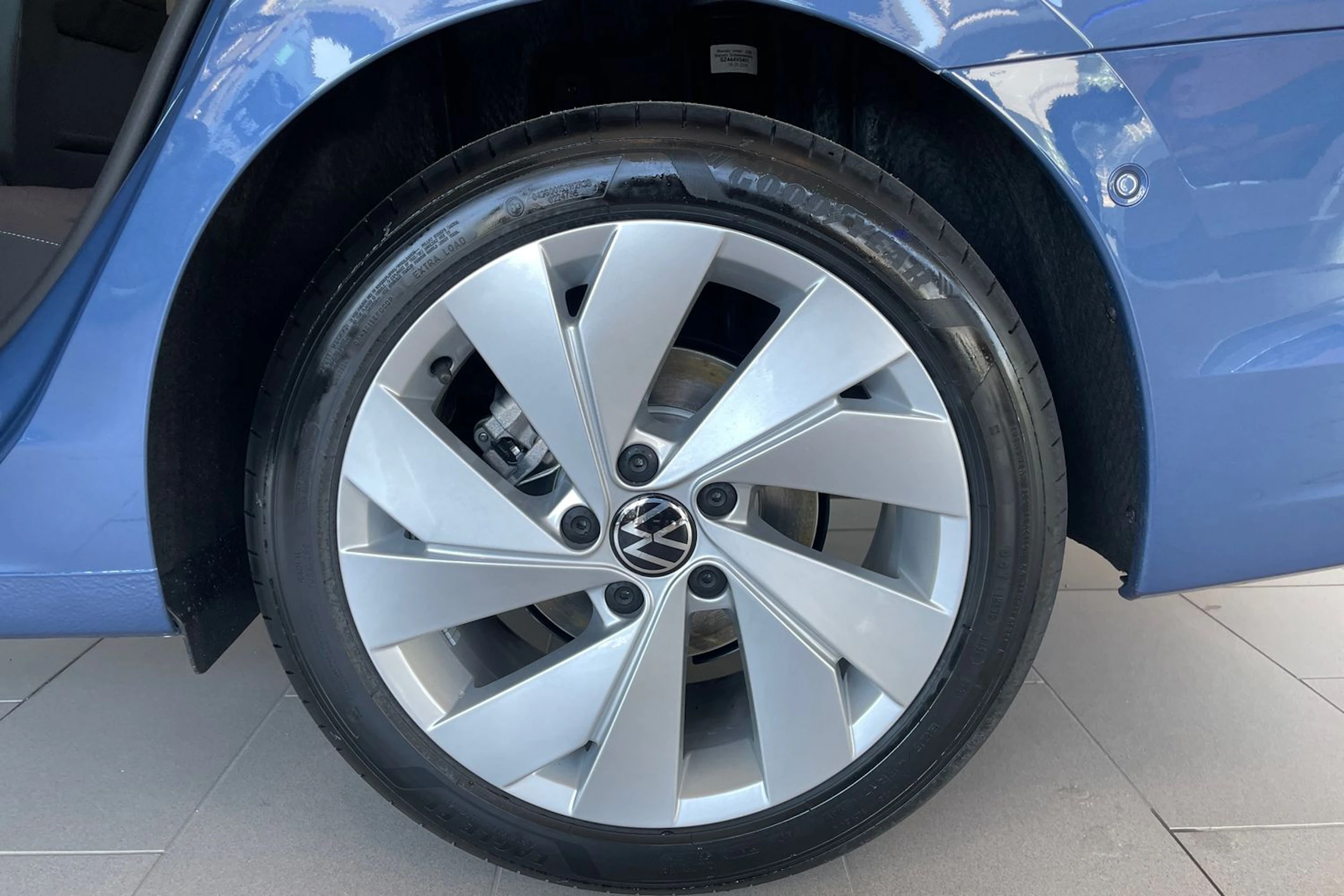 sininen Volkswagen Golf 2026 kuva 10.