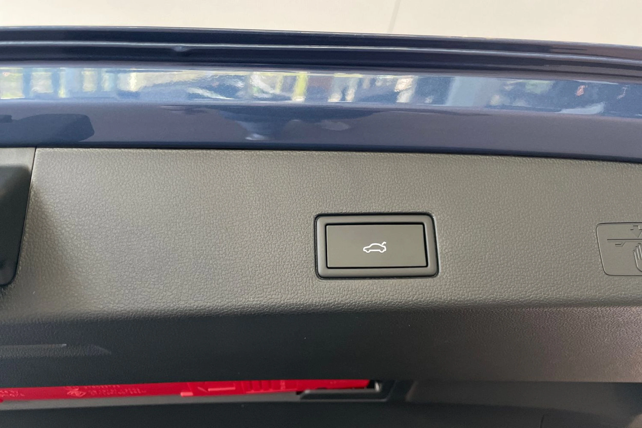 sininen Volkswagen Golf 2026 kuva 11.