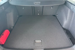 harmaa Volkswagen Golf 2026 kuva 11.