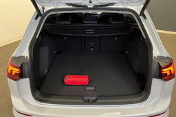 met. valkoinen Volkswagen Golf 2026 kuva 11.