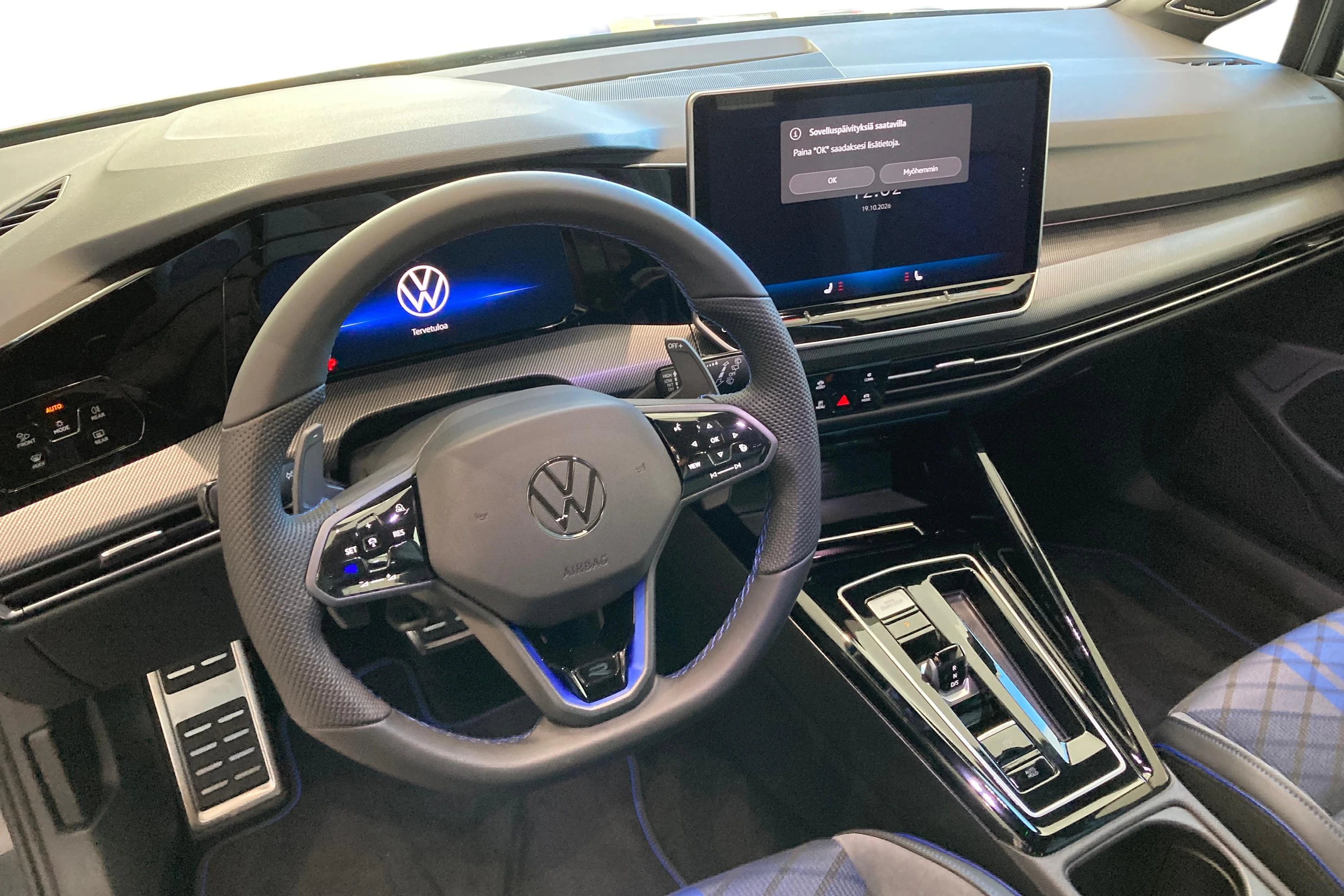 met. harmaa Volkswagen Golf 2027 kuva 6.