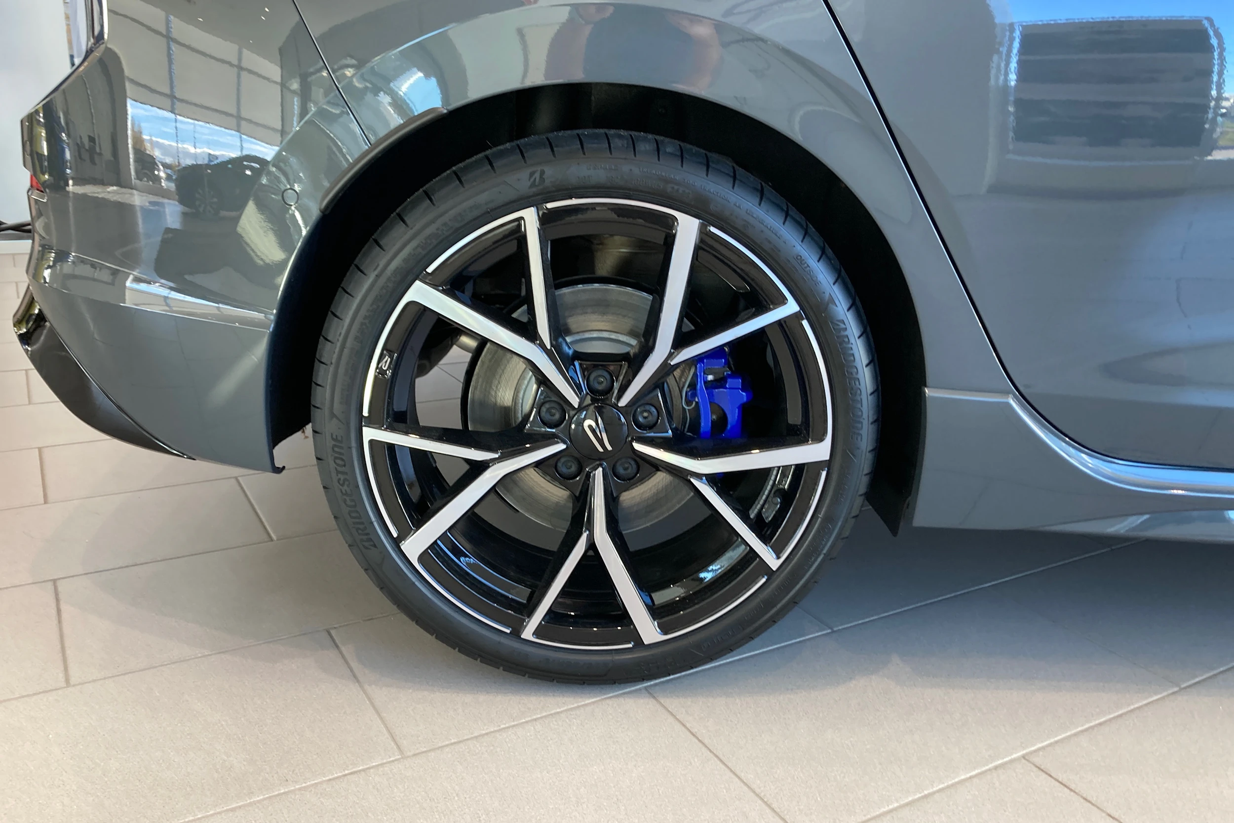 met. harmaa Volkswagen Golf 2027 kuva 10.