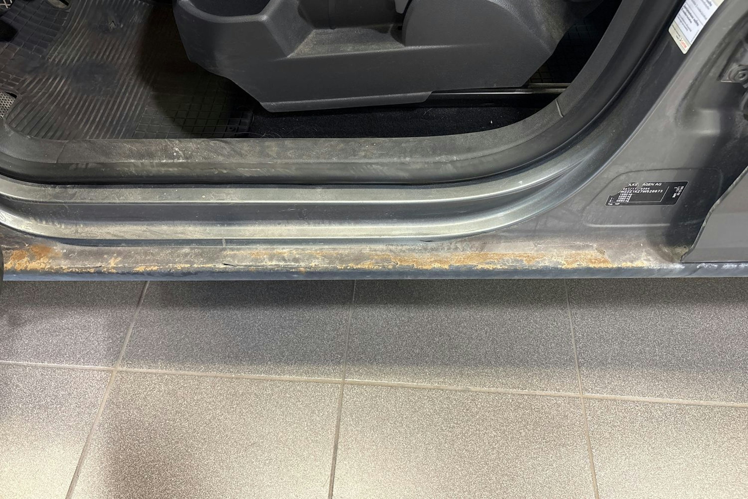 Harmaa Volkswagen Golf Plus 2006 kuva 12.