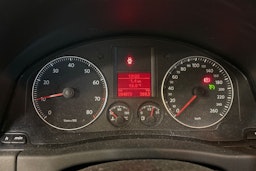 Harmaa Volkswagen Golf Plus 2006 kuva 24.