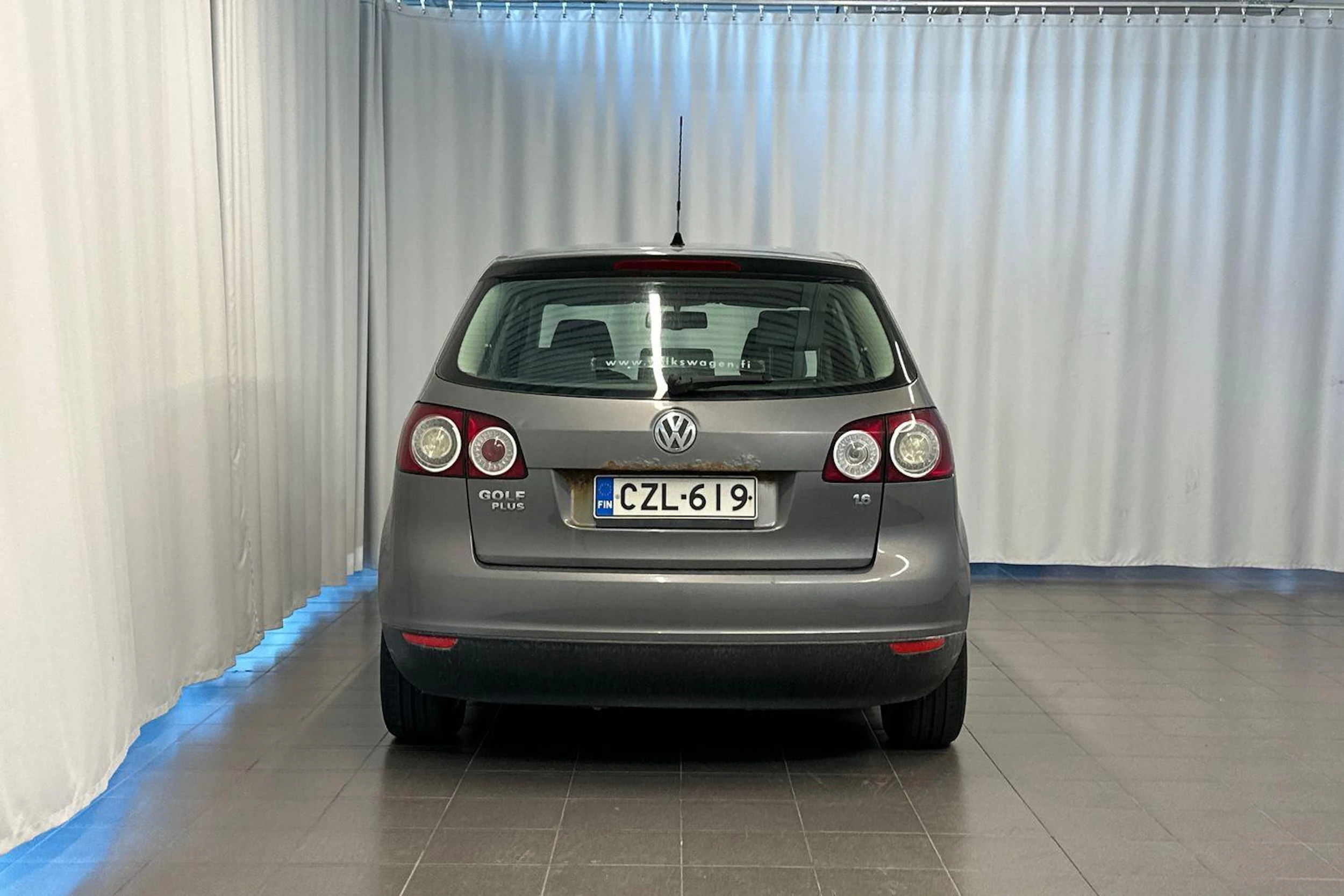 harmaa Volkswagen Golf Plus 2007 kuva 6.