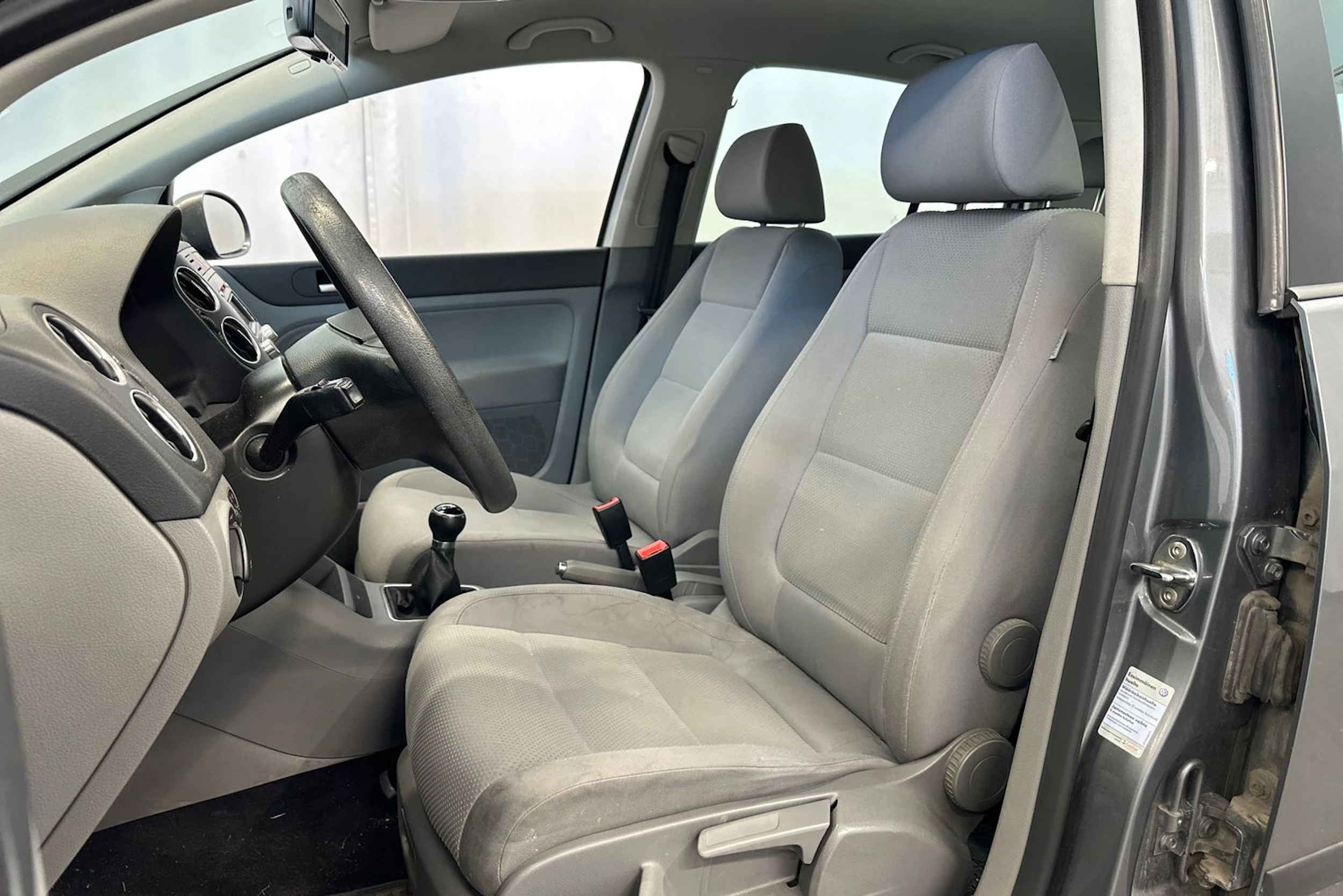 harmaa Volkswagen Golf Plus 2007 kuva 10.