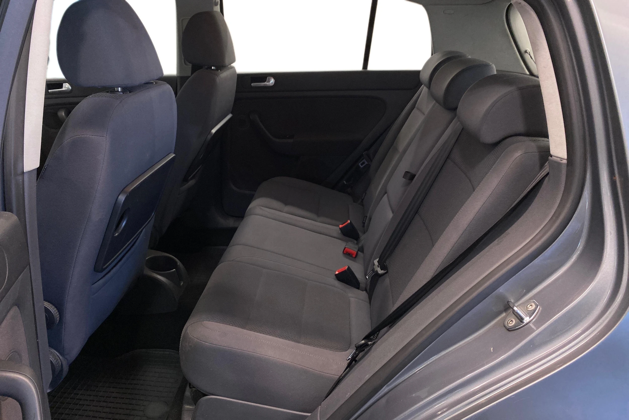 harmaa Volkswagen Golf Plus 2008 kuva 11.