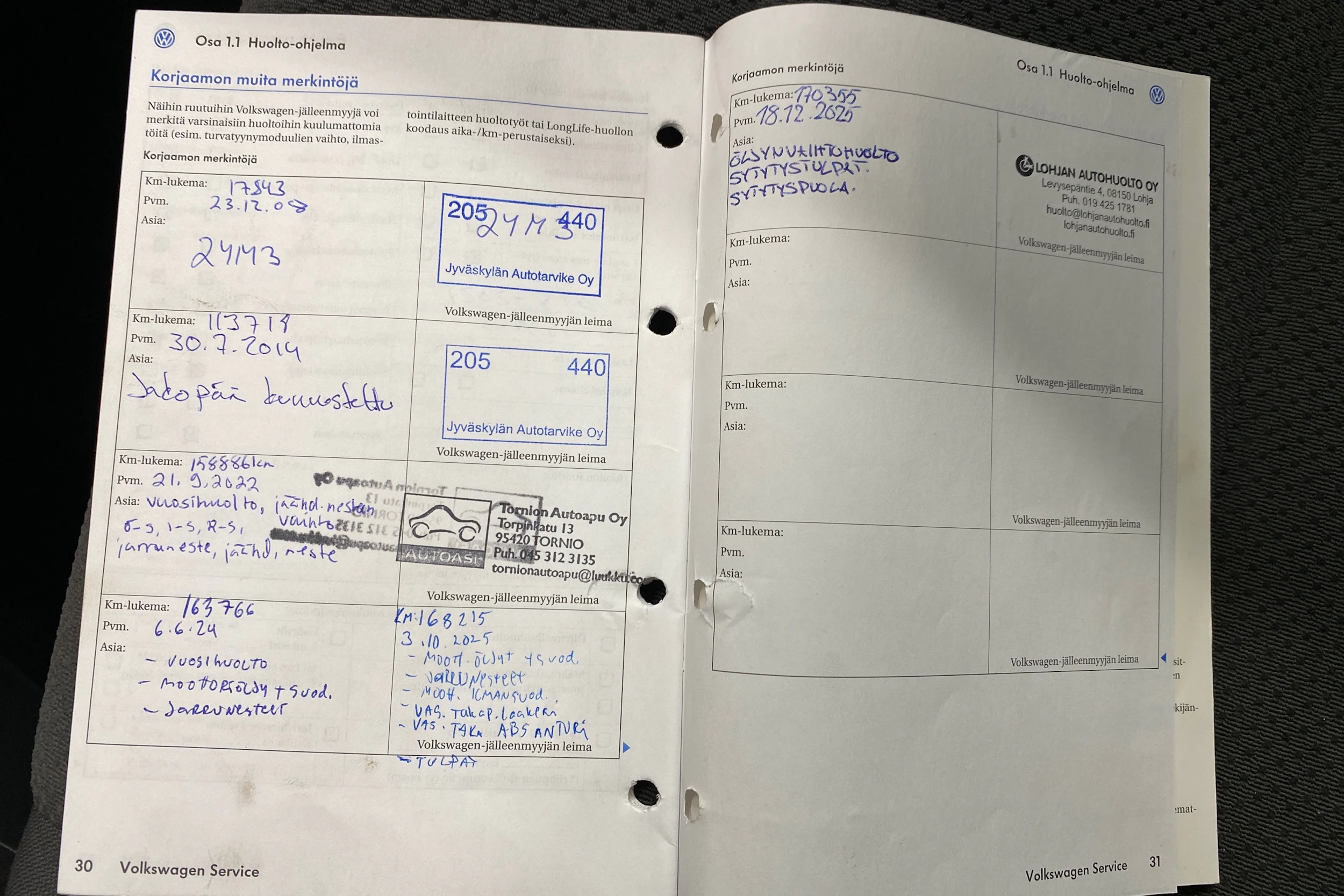 harmaa Volkswagen Golf Plus 2008 kuva 35.