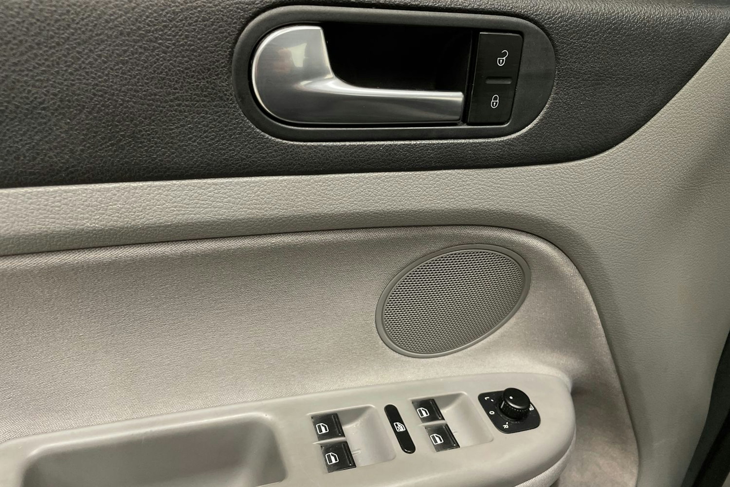 Vihreä Volkswagen Golf Plus 2007 kuva 24.