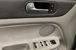 Vihreä Volkswagen Golf Plus 2007 kuva 24.