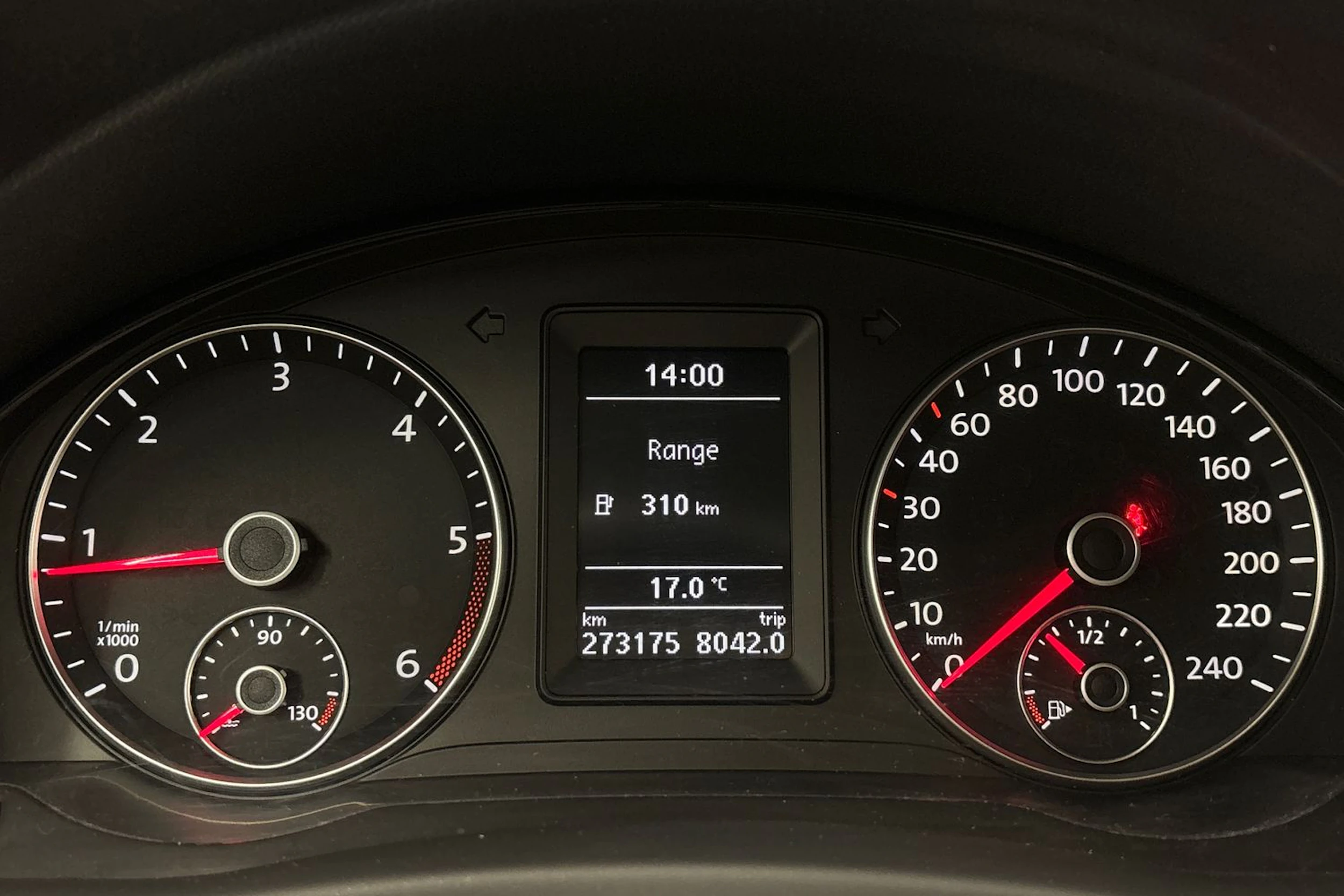 Ruskea (beige) Volkswagen Golf Plus 2009 kuva 16.