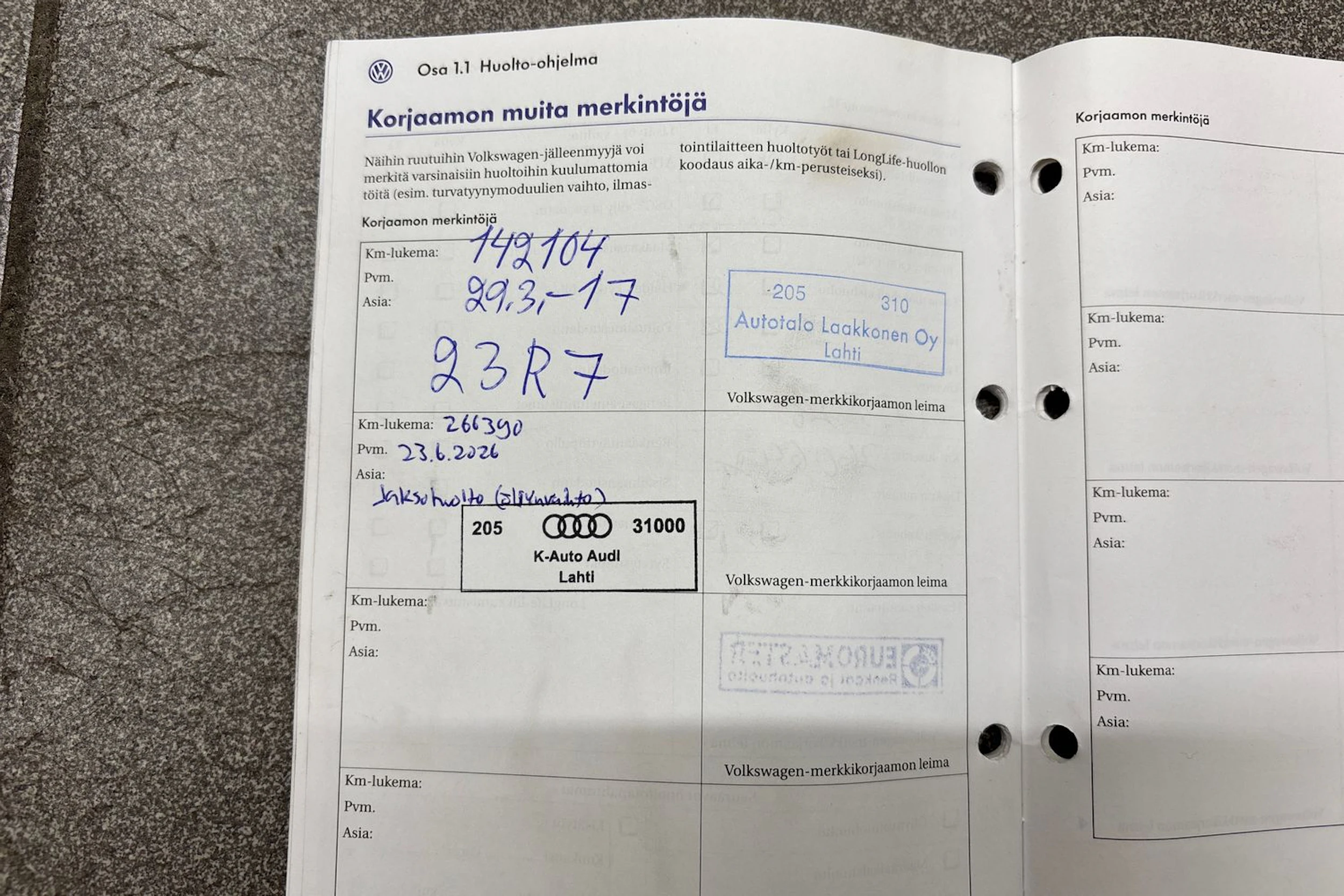 Ruskea (beige) Volkswagen Golf Plus 2009 kuva 29.