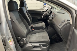 harmaa Volkswagen Golf Plus 2009 kuva 15.