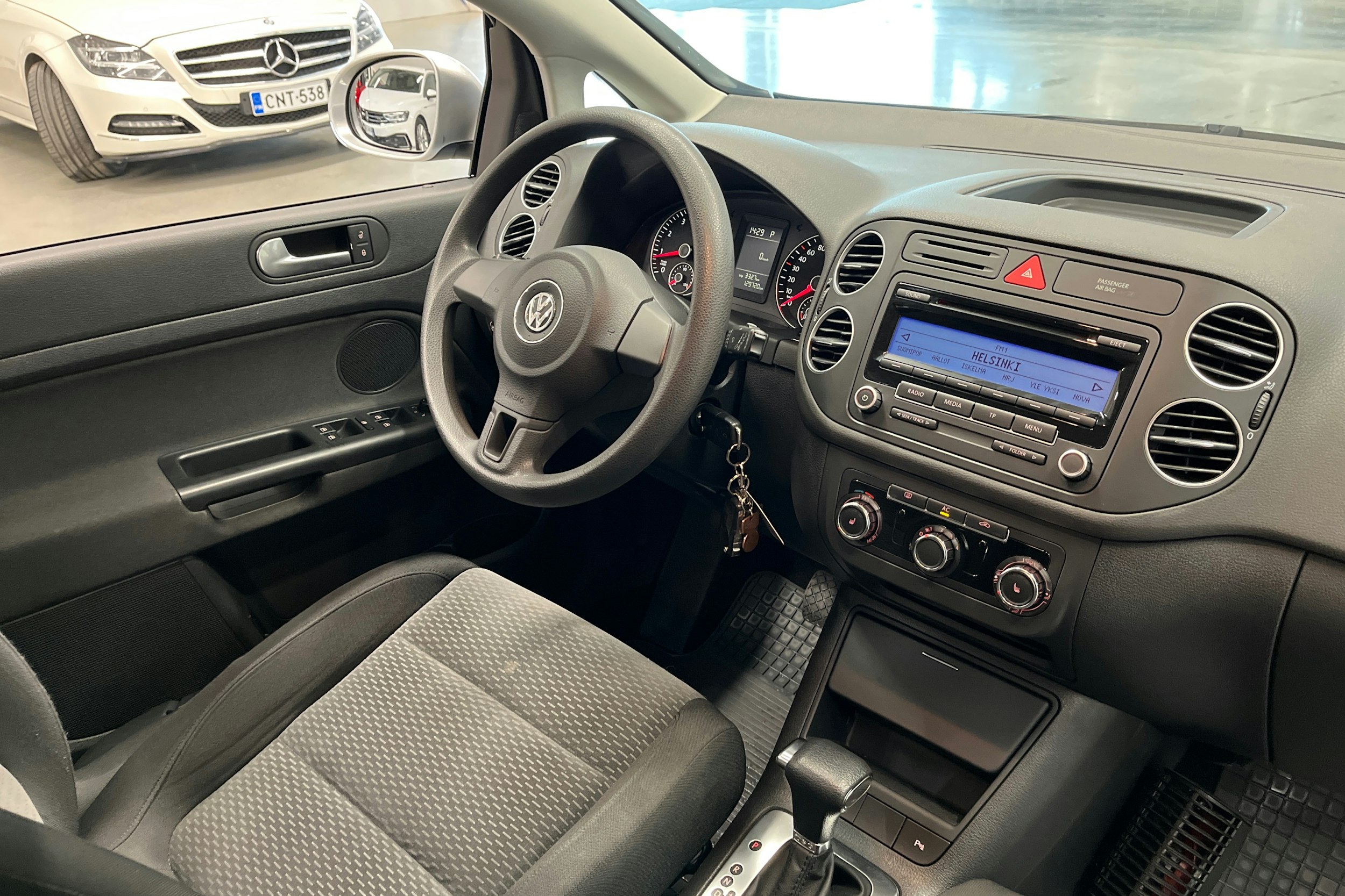 harmaa Volkswagen Golf Plus 2009 kuva 16.