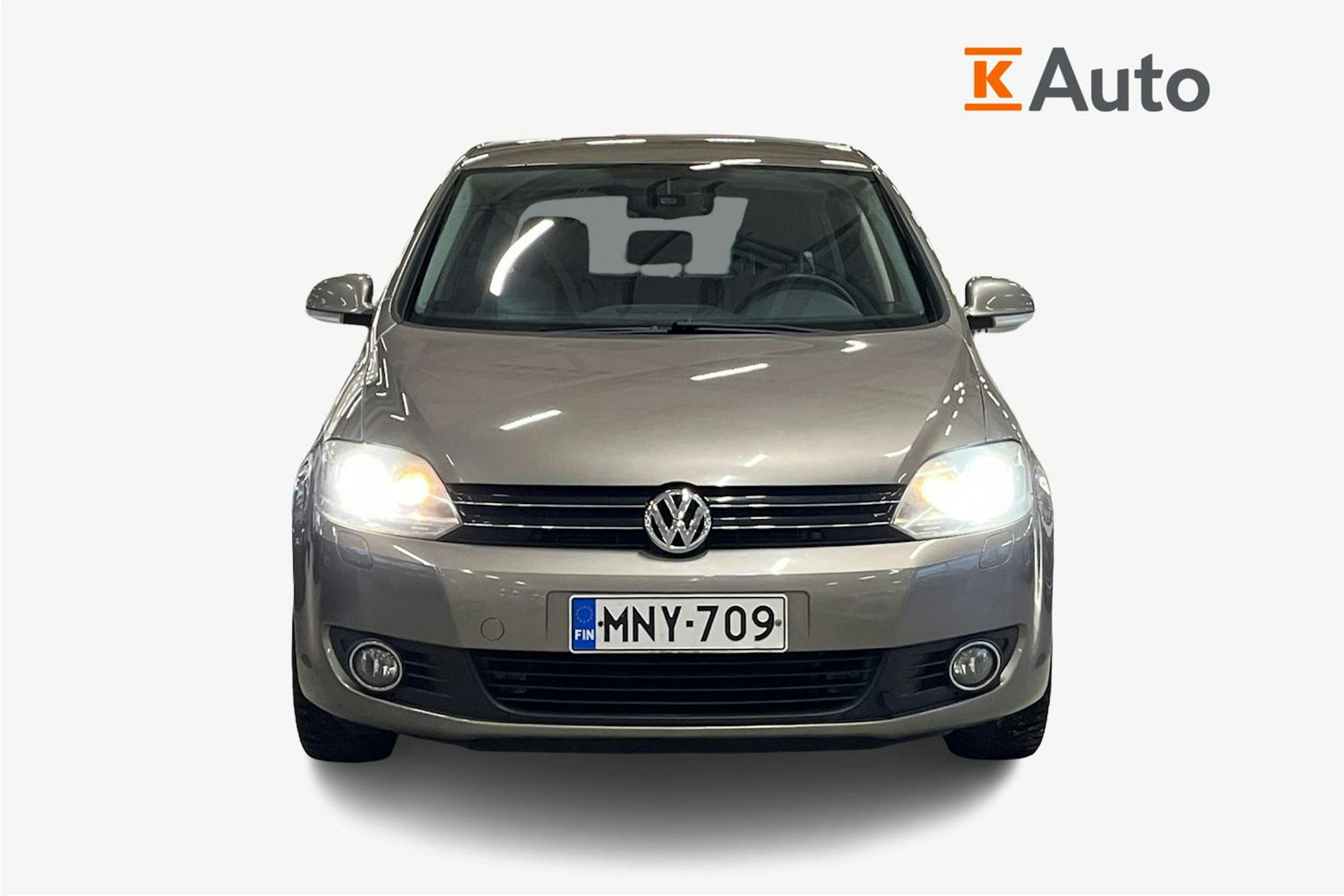 ruskea (beige) Volkswagen Golf Plus 2010 kuva 5.
