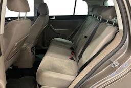 ruskea (beige) Volkswagen Golf Plus 2010 kuva 10.