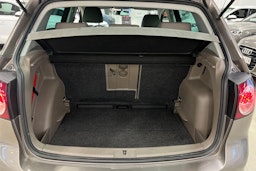 ruskea (beige) Volkswagen Golf Plus 2010 kuva 25.