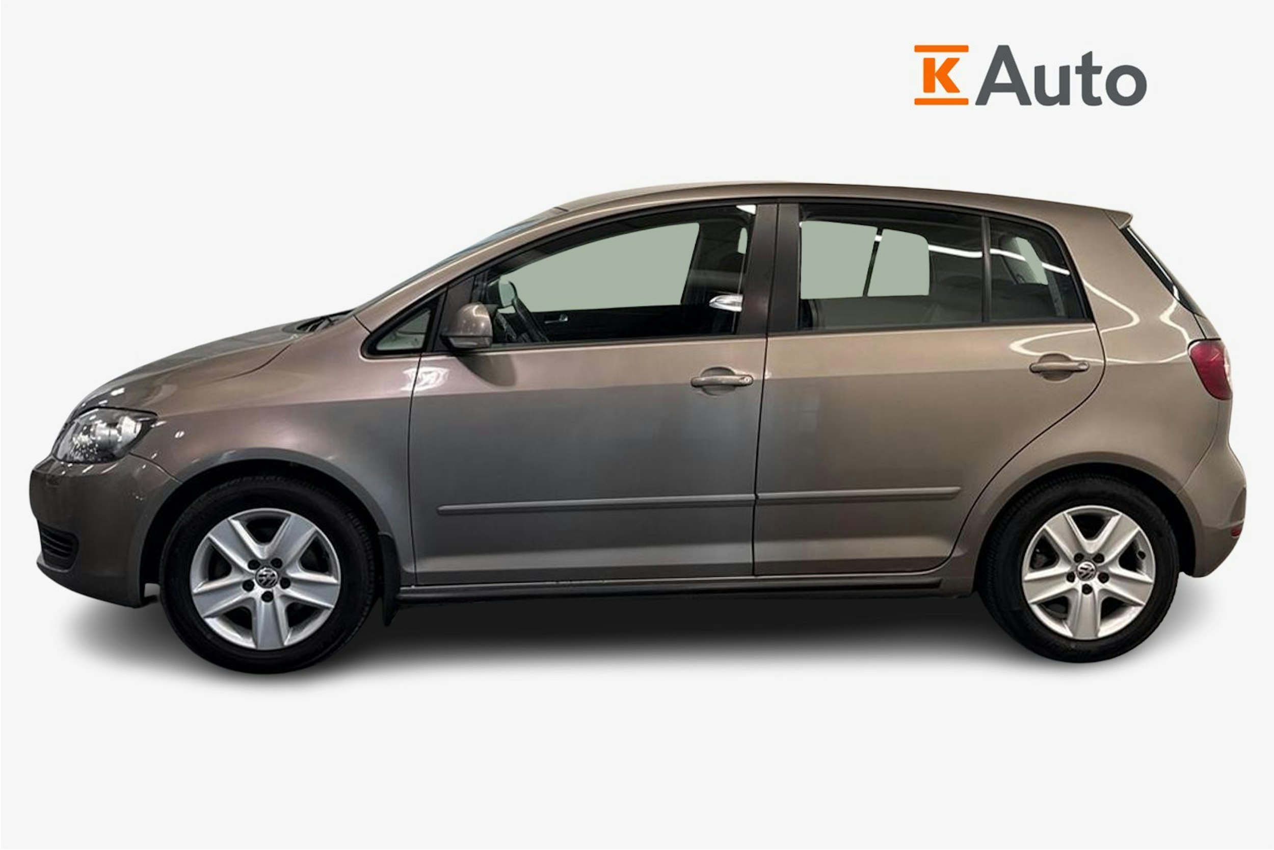 ruskea (beige) Volkswagen Golf Plus 2009 kuva 6.