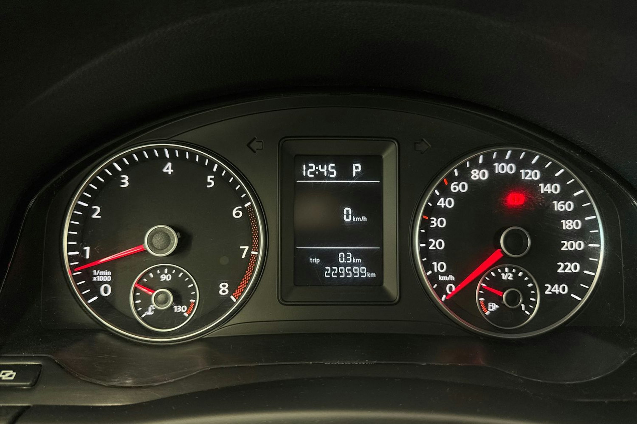ruskea (beige) Volkswagen Golf Plus 2009 kuva 18.