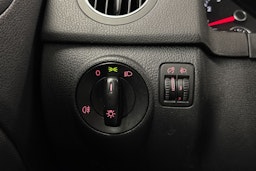 ruskea (beige) Volkswagen Golf Plus 2009 kuva 19.