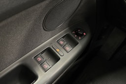 ruskea (beige) Volkswagen Golf Plus 2009 kuva 20.