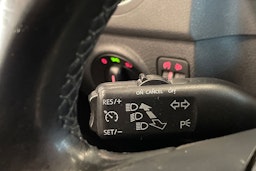 met. harmaa Volkswagen Golf Plus 2010 kuva 15.