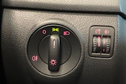 met. harmaa Volkswagen Golf Plus 2010 kuva 17.