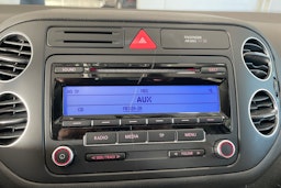 met. harmaa Volkswagen Golf Plus 2010 kuva 19.