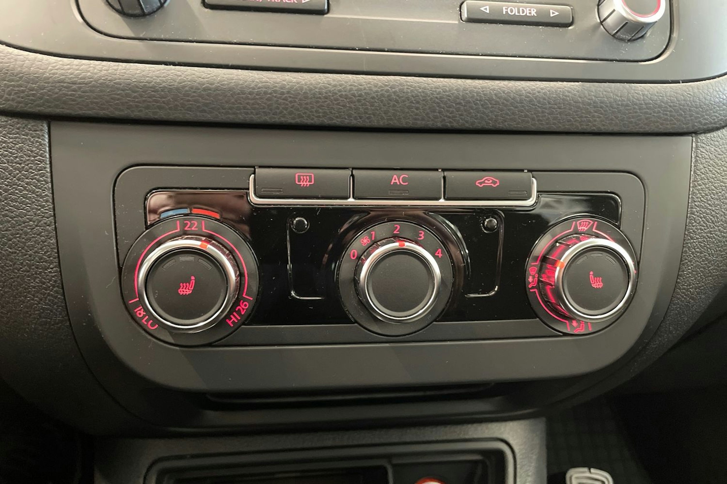 met. harmaa Volkswagen Golf Plus 2010 kuva 20.