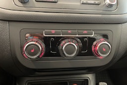 met. harmaa Volkswagen Golf Plus 2010 kuva 20.