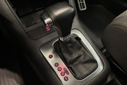 met. harmaa Volkswagen Golf Plus 2010 kuva 21.