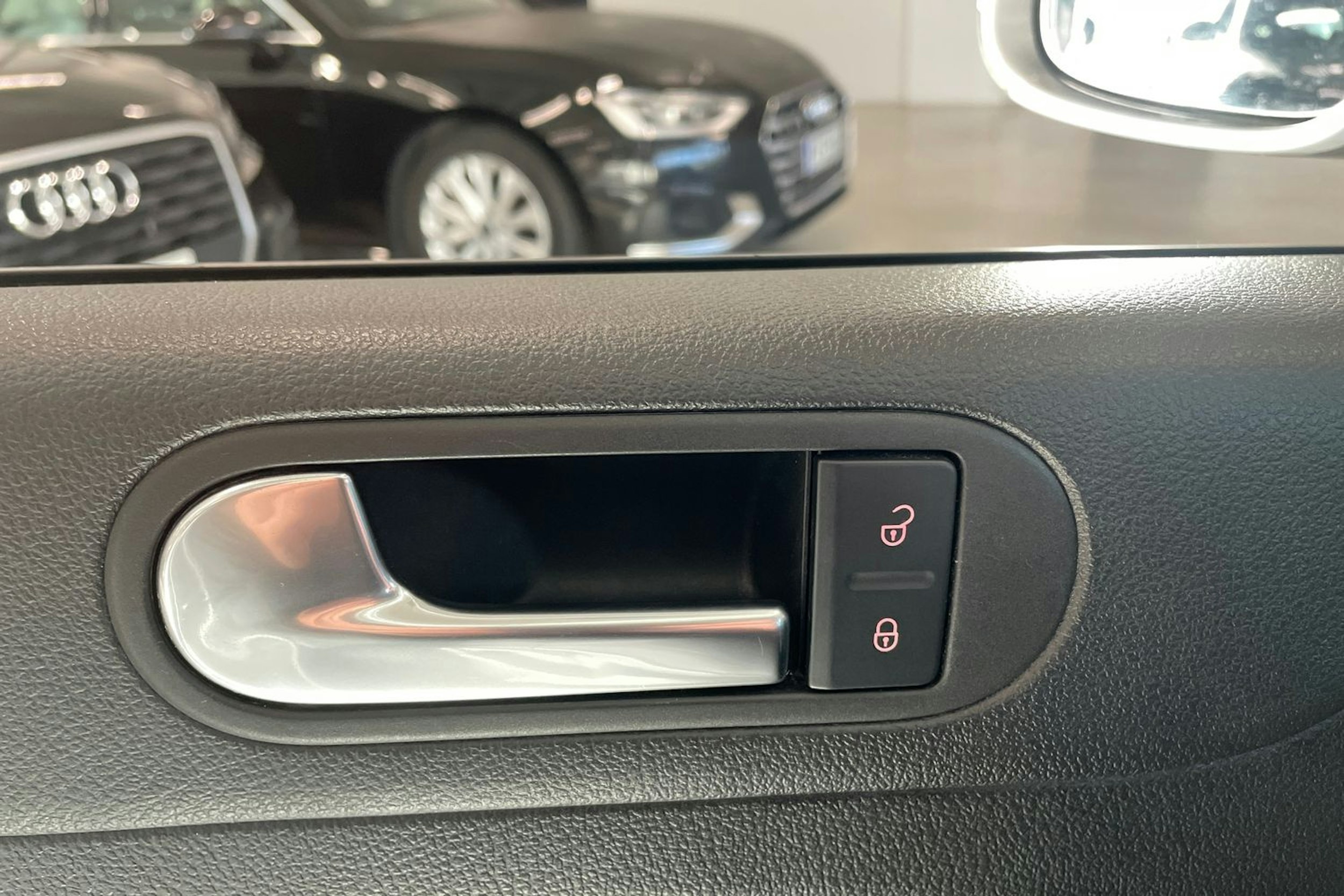 met. harmaa Volkswagen Golf Plus 2010 kuva 25.